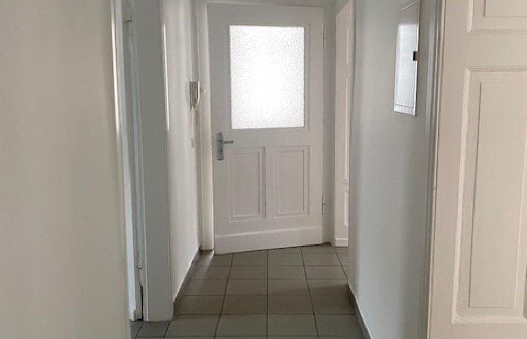 Charmante Vierzimmerwohnung im großzügigen Altbau