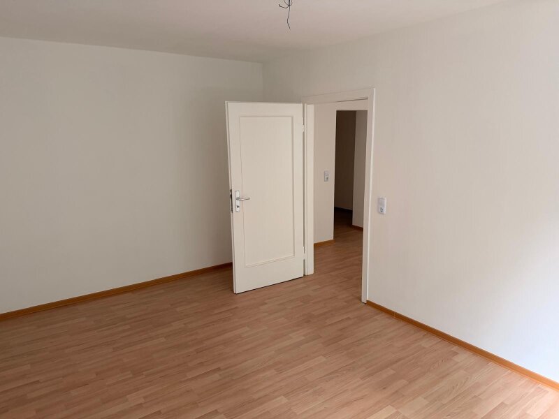 Frisch sanierte 2,5-Zimmer-Wohnung – modern wohnen mit Wohlfühlcharakter
