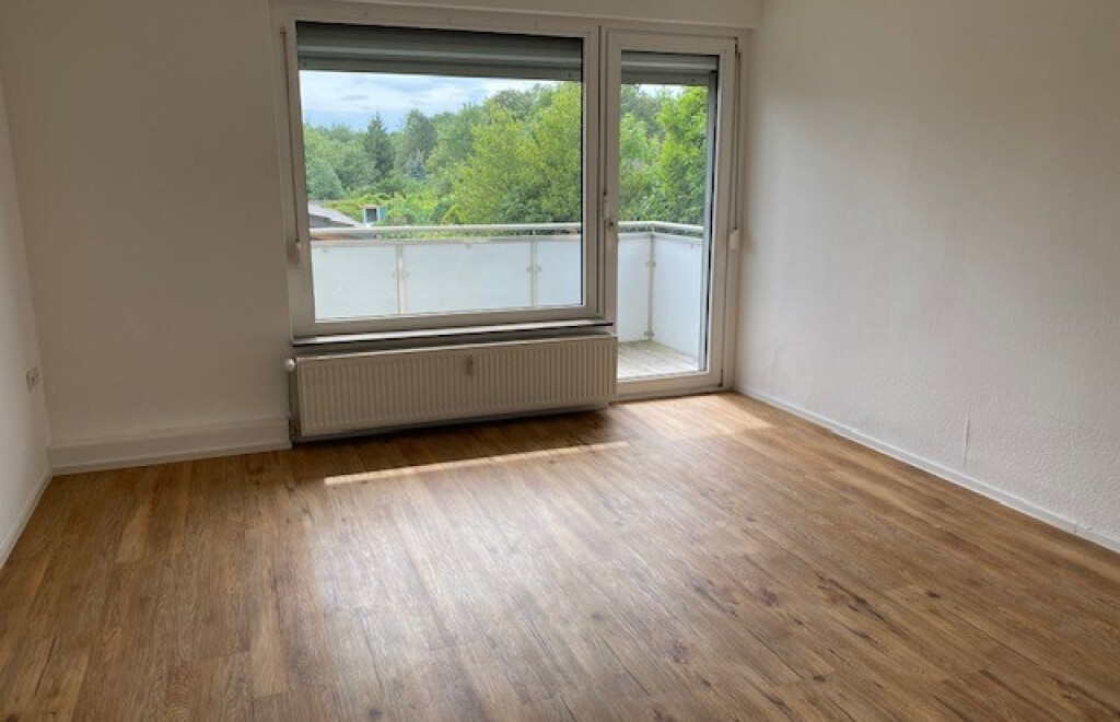 Klein aber Fein! Frisch renovierte Dreizimmerwohnung mit Balkon in Herdecke